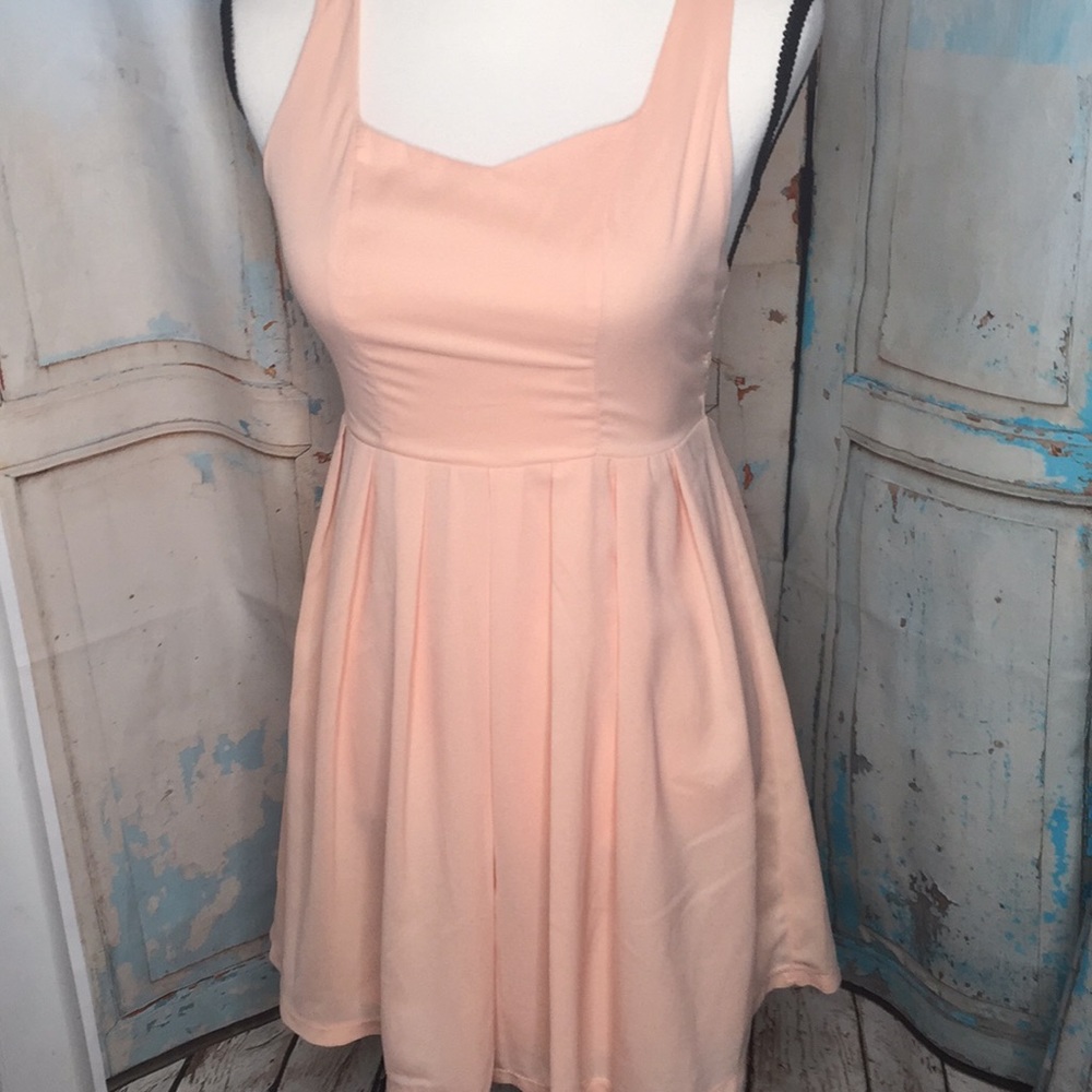 Mini light pink polyester dress